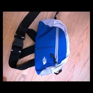 The north face fanny pack